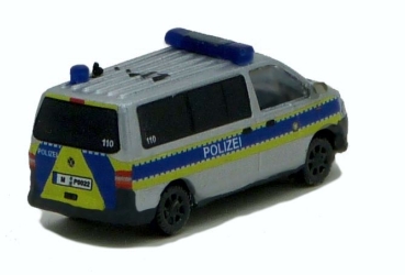 Police T5 VW station wagon